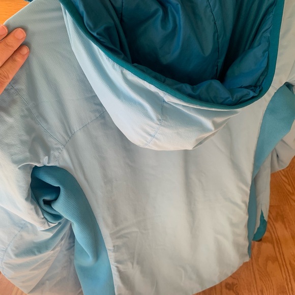 Arcteryx Women’s Atom Jacket M - Picture 2 of 5